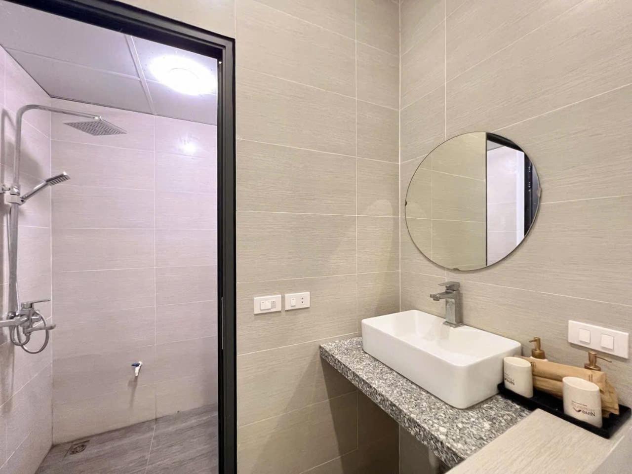 Nine Housing 290 Kim Ma Aparthotel Hanoi Exterior photo