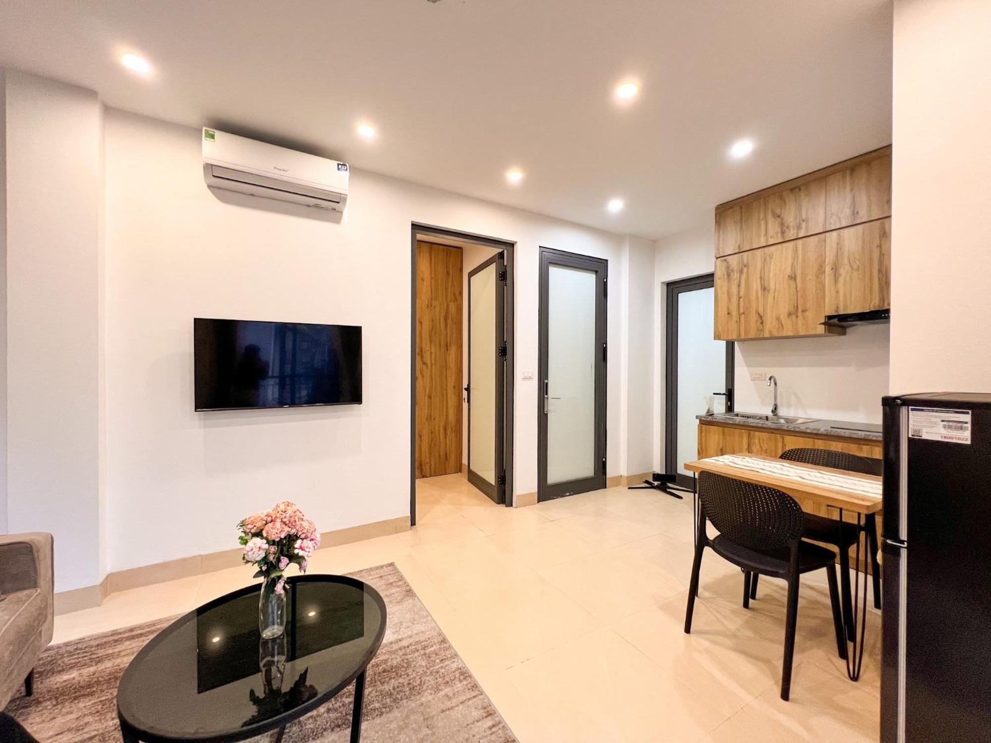 Nine Housing 290 Kim Ma Aparthotel Hanoi Exterior photo